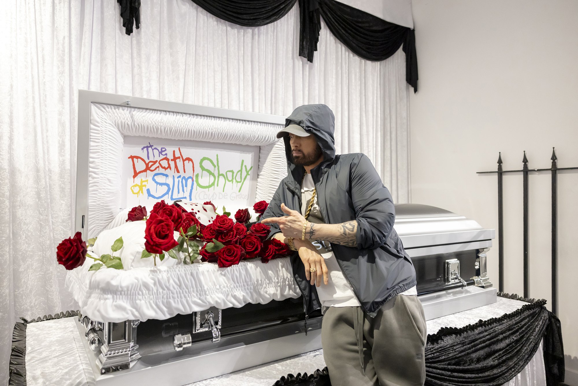 Set photograph from The Death of Slim Shady era